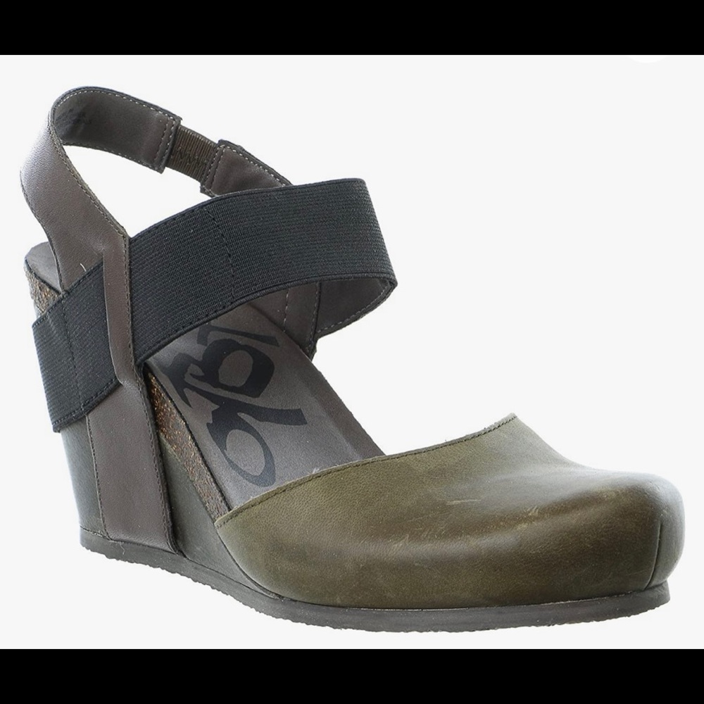 OTBT Women's Rexburg Closed Toe Wedge